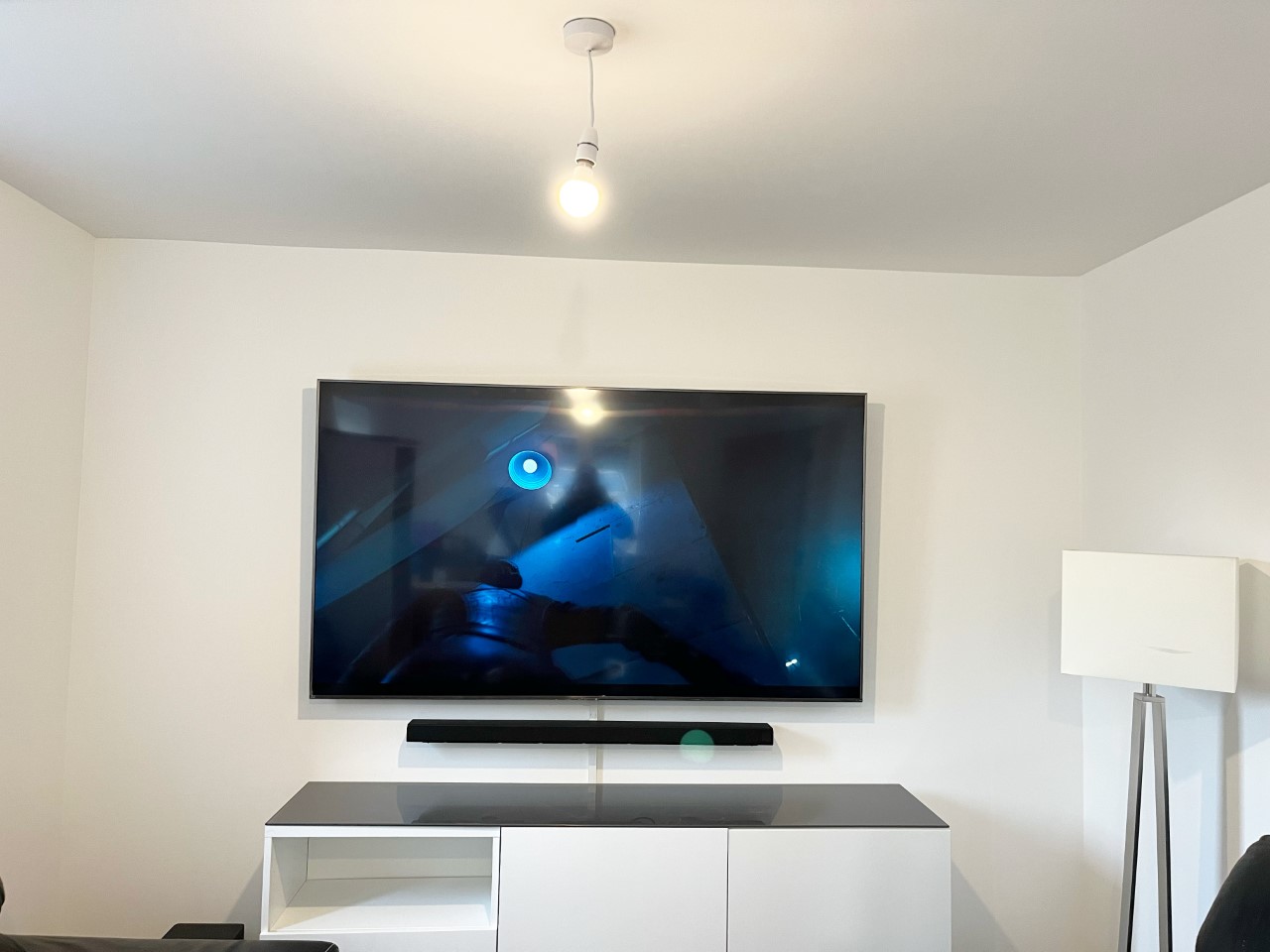 How to Mount a TV on the wall and what do you need?